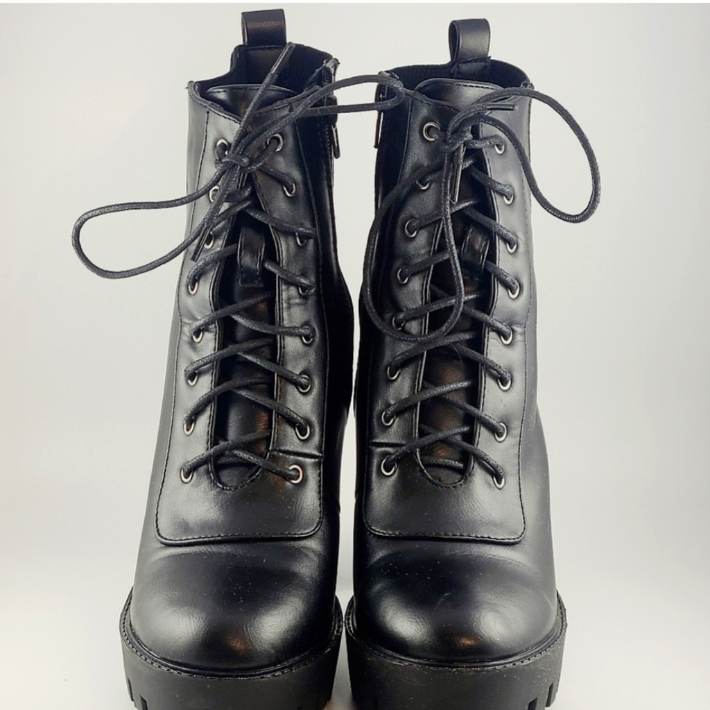 Ashley Stewart Elan Booties Size 75 Brand New